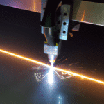 Jak wykorzystać laser do cięcia metalu - korzyści i wyzwania