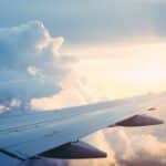 Prawa pasażera w obliczu chaosu lotniczego: Jak należyte odszkodowanie może złagodzić stres związany z opóźnionymi lotami?